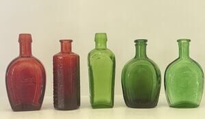 Lot of 5 Vintage Wheaton Miniature Glass Bottles in Red And Green 1970’s